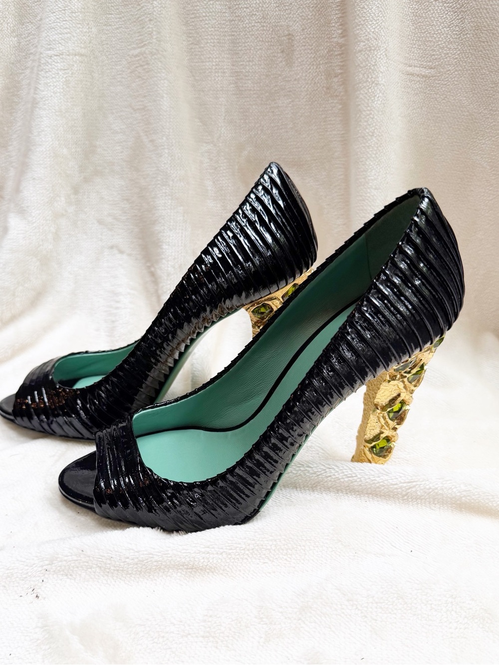 NWOT Black Patent Peep-Toe Pumps with Sculpted Gold Heel with Olive Gems